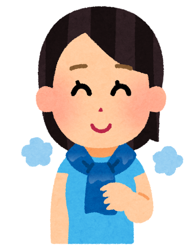 冷感タオルを首に巻く女性