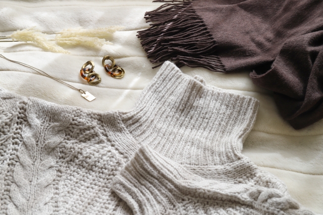 ニットとブランケット