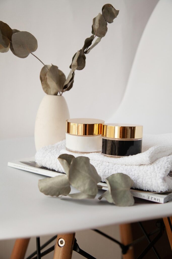 白と黒のクリーム