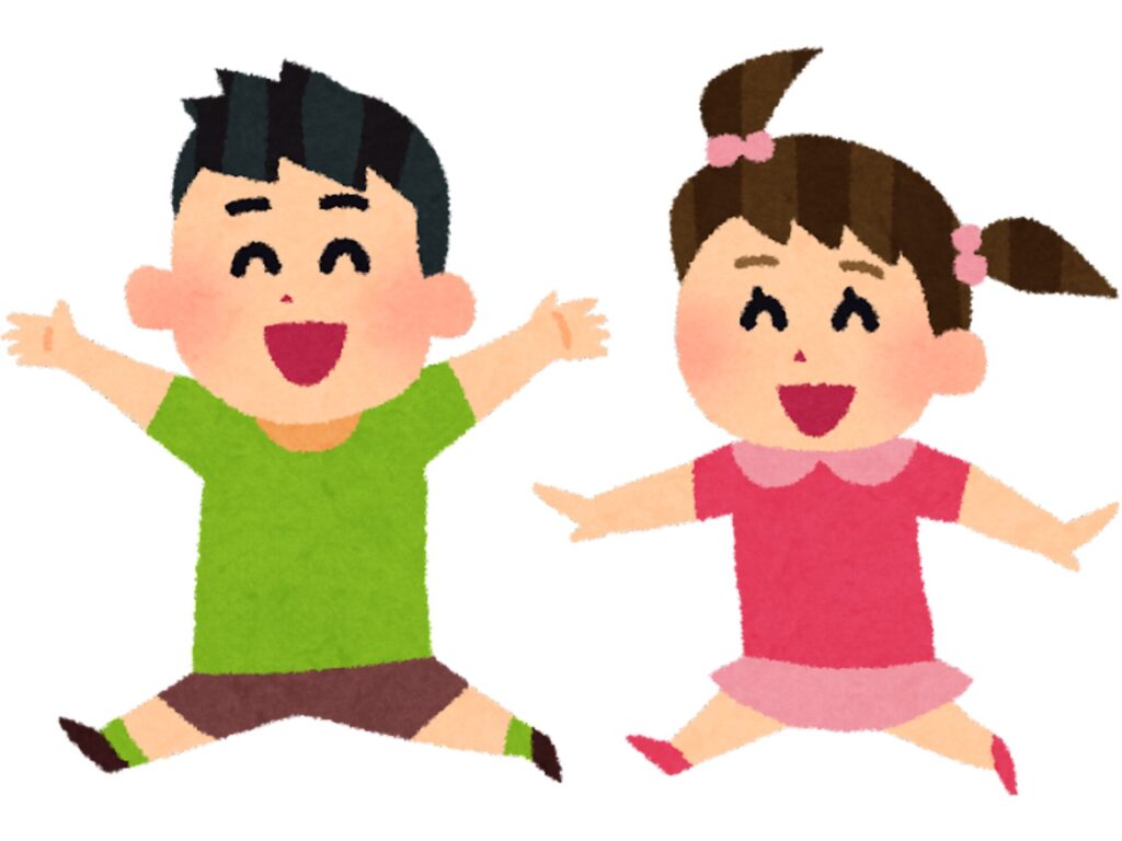 子ども２人　走る　男女