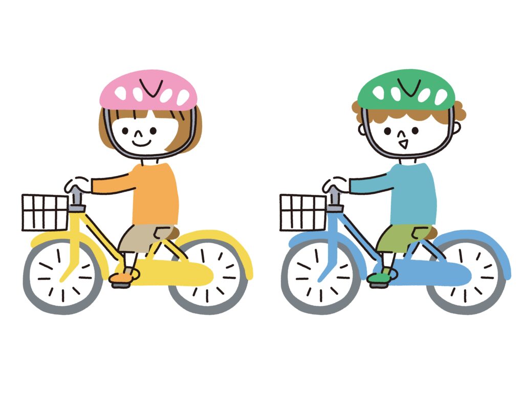 自転車に乗る子どもたち