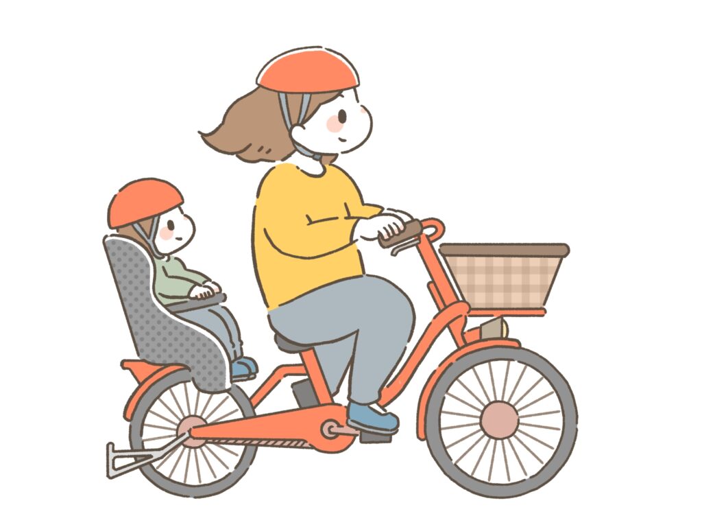 電動自転車に乗るママと子ども