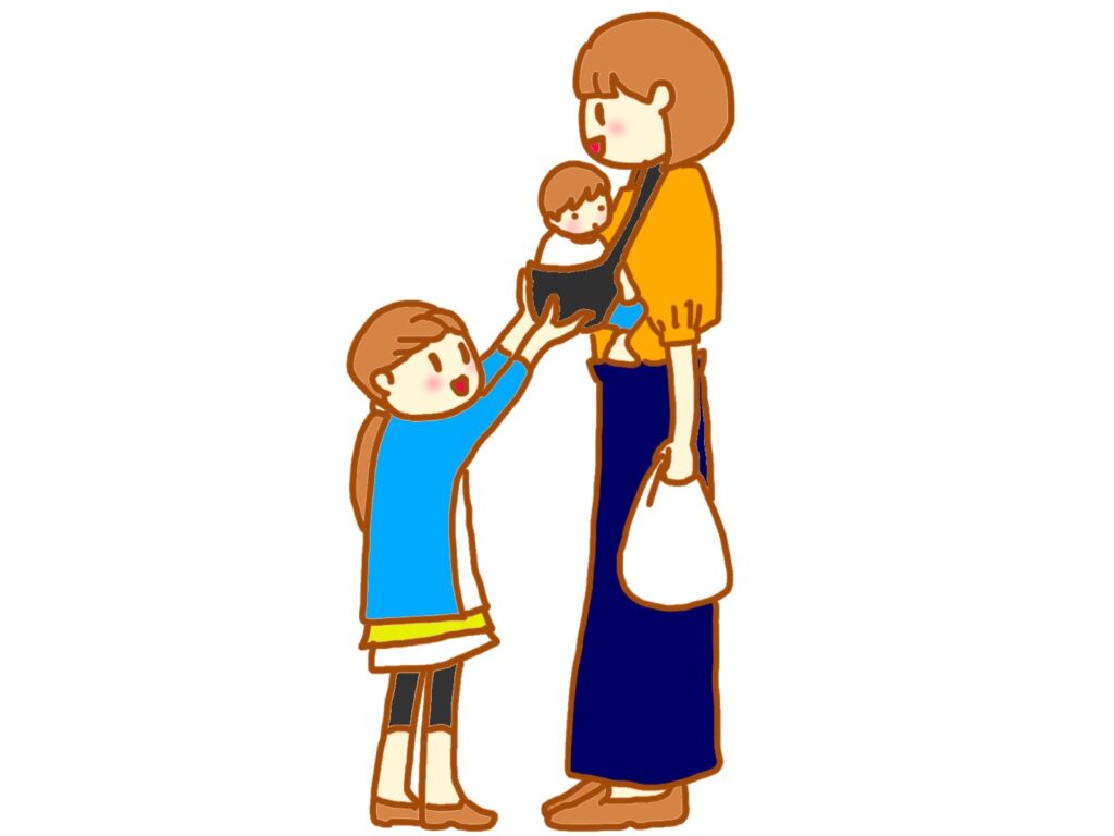 スパッツを履いた女の子とママと赤ちゃん
